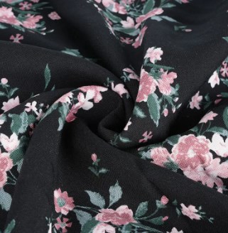 Hoe presteert polyester printstof op het gebied van duurzaamheid en kleurweergave?